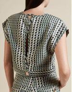 BL030008_0039_4-BLUSA-LYGIA