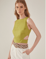 ROTP0083_0039_1-TOP-MADISON-GABARDINE