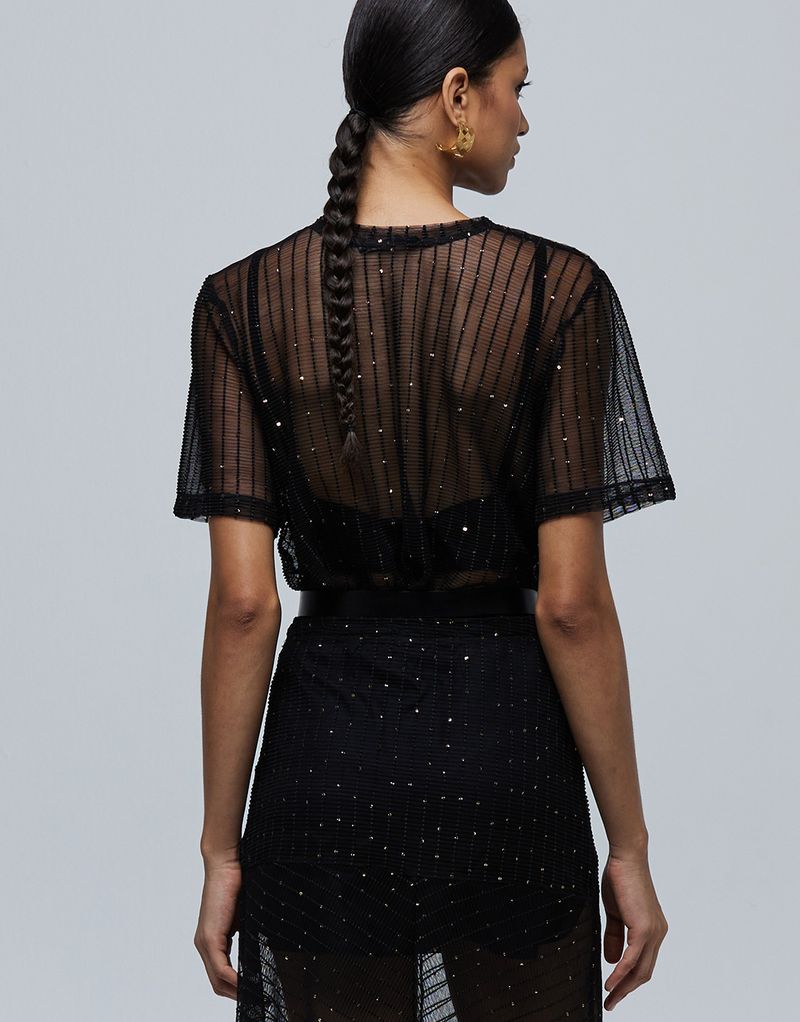 BL010100_0002_3-TOP-BOXY-TULE-DRAPE-KIN