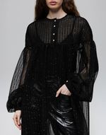 CP020022_0002_2-CAPA-LONGA-TULE-DRAPE-KIN