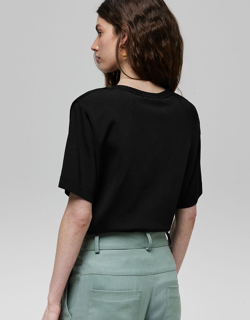 BL010099_0002_3-CAMISETA-TRICOT-ELEGANCE