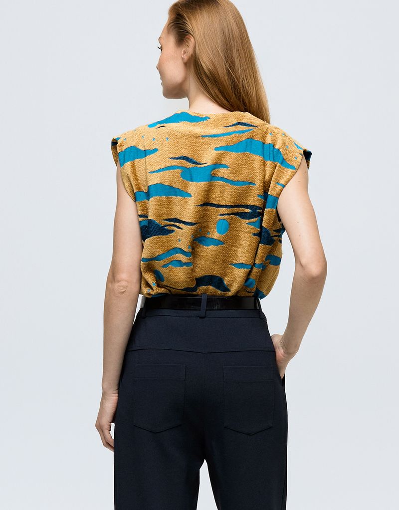 BL030057_0010_3-BLUSA-BOX-JACQUARD-CHENILLE