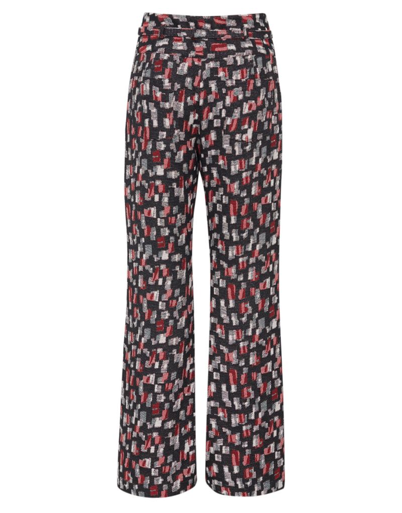 CL050079_0002_5-CALCA-FLARE-JACQUARD-FITTINGU